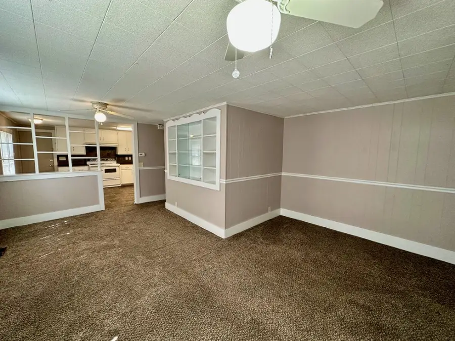 1208 W 6th Ave, El Dorado, KS 67042 - #3