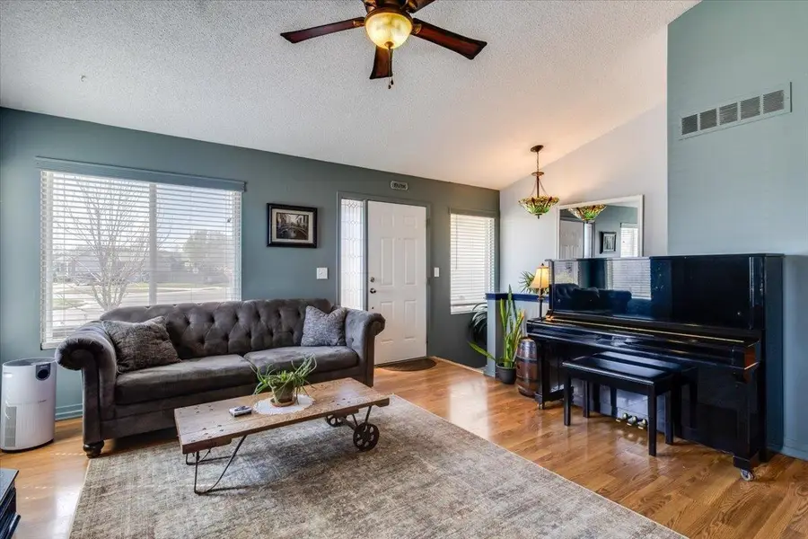 1220 N Timberleaf, Derby, KS 67037 - #3