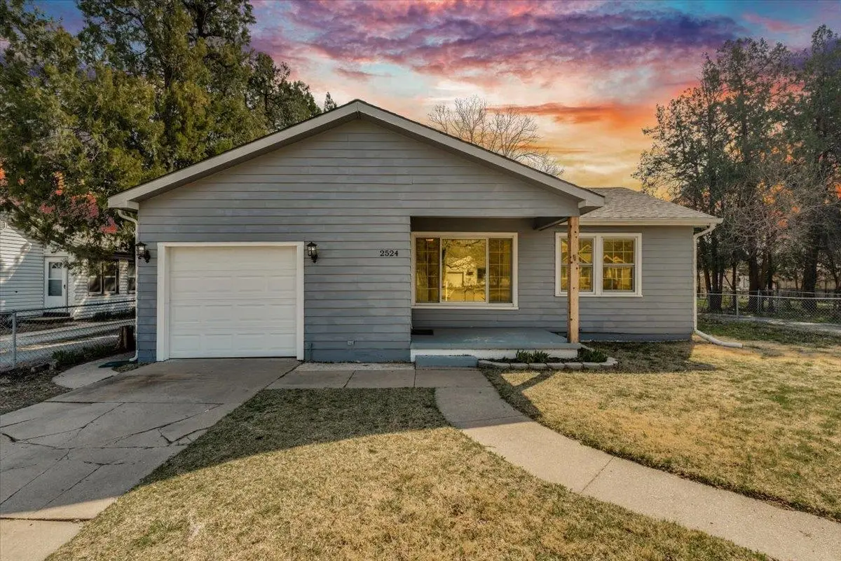 2524 S Hydraulic St, Wichita, KS 67216 - #1