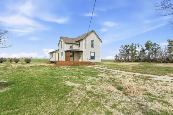 324 1200 Ave, Abilene, KS 67410