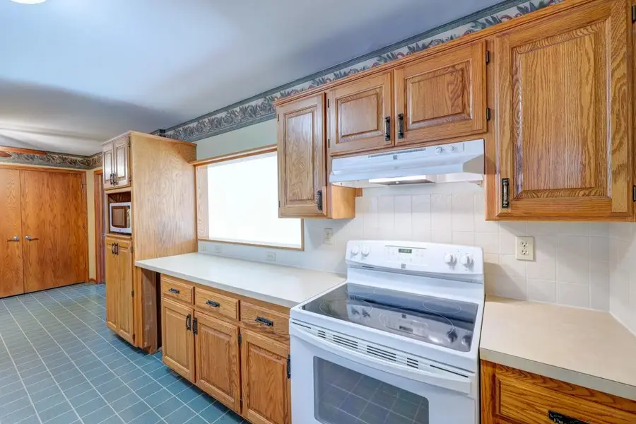 235 Random Rd, Arkansas City, KS 67005 - #3