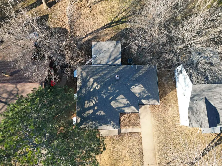 631 S Roosevelt, Wichita, KS 67218 - #3