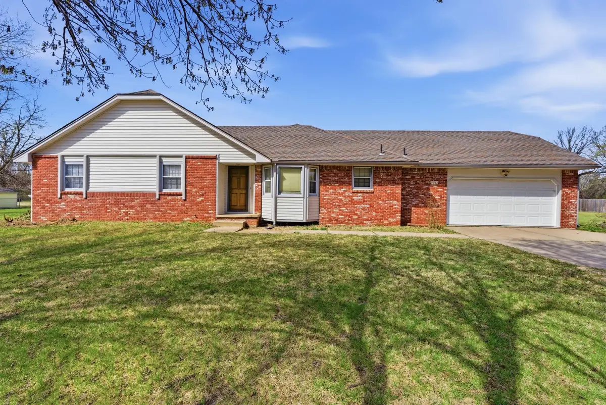 5743 N Charles St, Wichita, KS 67204 - #1