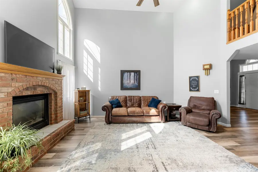 1702 Eaglecrest Rd, Salina, KS 67401 - #3