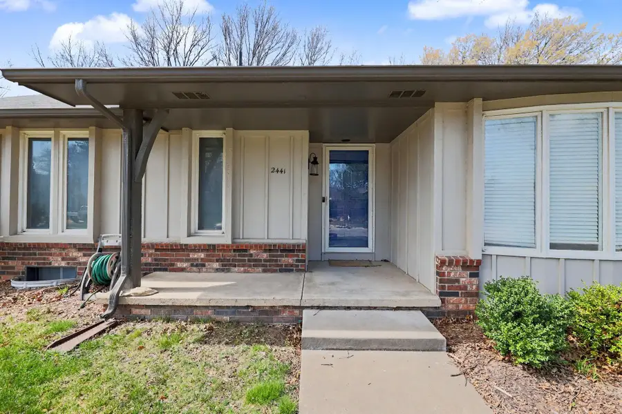 2441 N Winstead Cir, Wichita, KS 67226 - #3