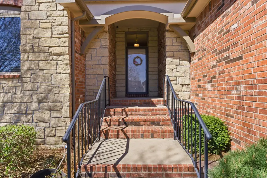 8701 W Northridge Ct, Wichita, KS 67205 - #3