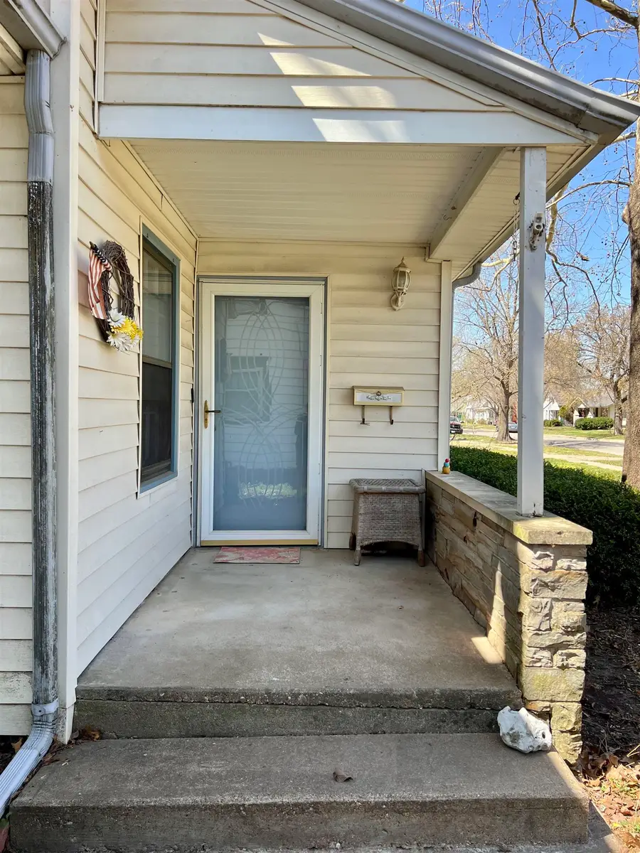 821 E 10th, Winfield, KS 67005 - #3