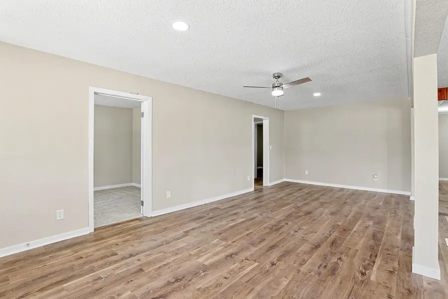 234 W Central St, Greenwich, KS 67055 - #3