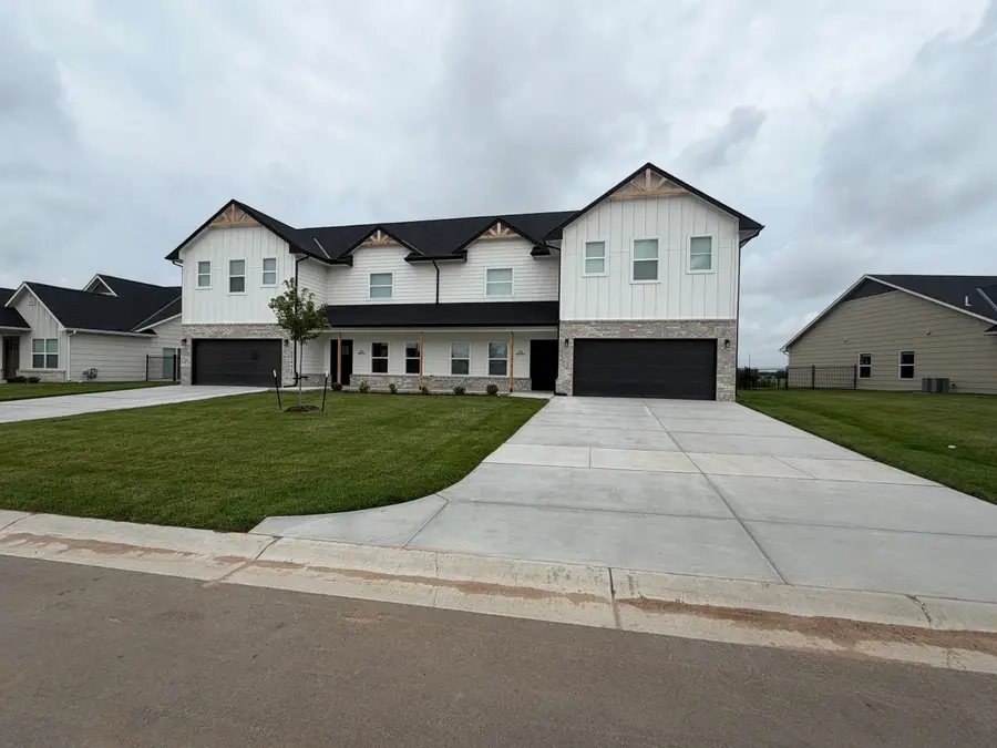 715 N Rainbow Lake St, Wichita, KS 67235 - #2