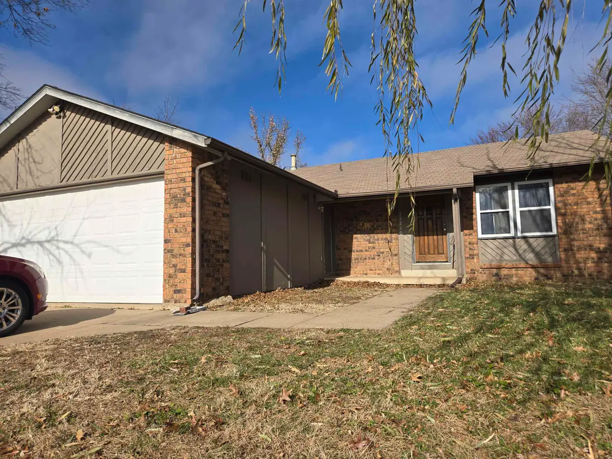 11210 W Taylor St, Wichita, KS 67212 - #1