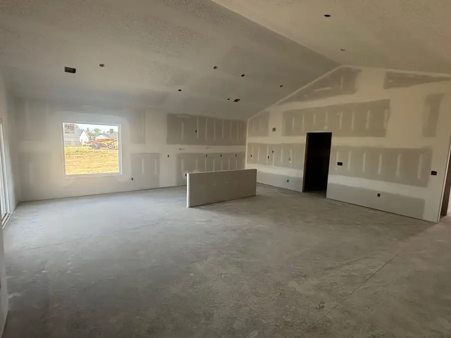 348 S Buckland St, Derby, KS 67037 - #3