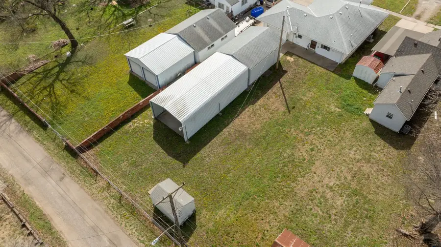 818 N Washington St, El Dorado, KS 67042 - #3