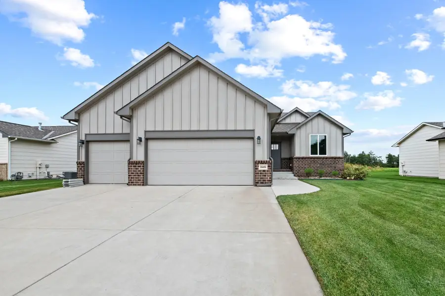 10498 W Wilkinson St, Maize, KS 67101 - #3
