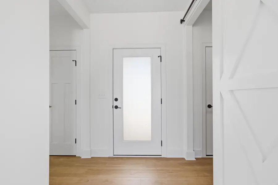 514 E Elmwood St, Park City, KS 67147-1124 - #3