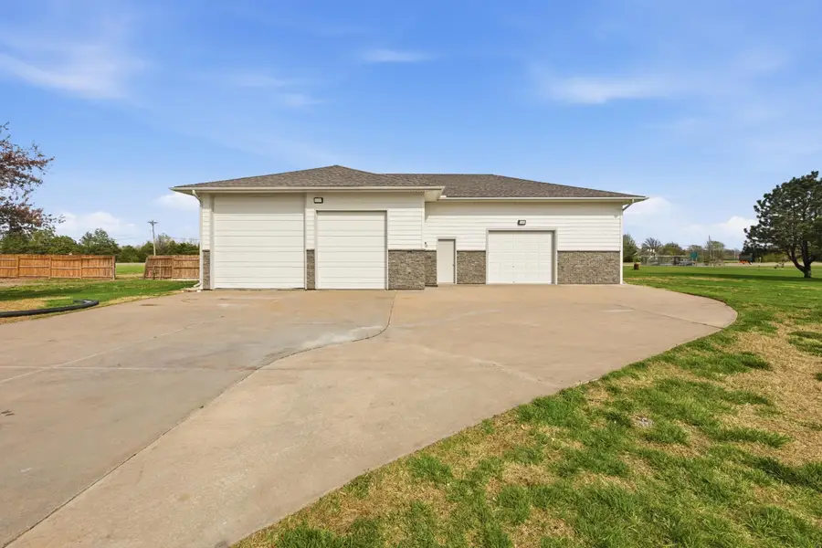 14844 SW Clover Ln, Rose Hill, KS 67133 - #3
