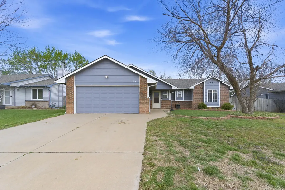 10810 W Carr Ave, Wichita, KS 67209 - #1