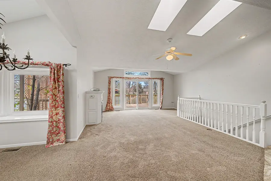 629 Arrowhead Ln, Salina, KS 67401 - #3