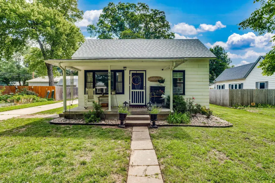 506 S Central, Mulvane, KS 67110 - #2
