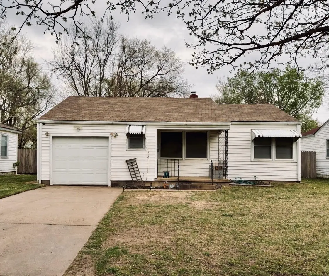 2434 S Ellis Ave, Wichita, KS 67216 - #1
