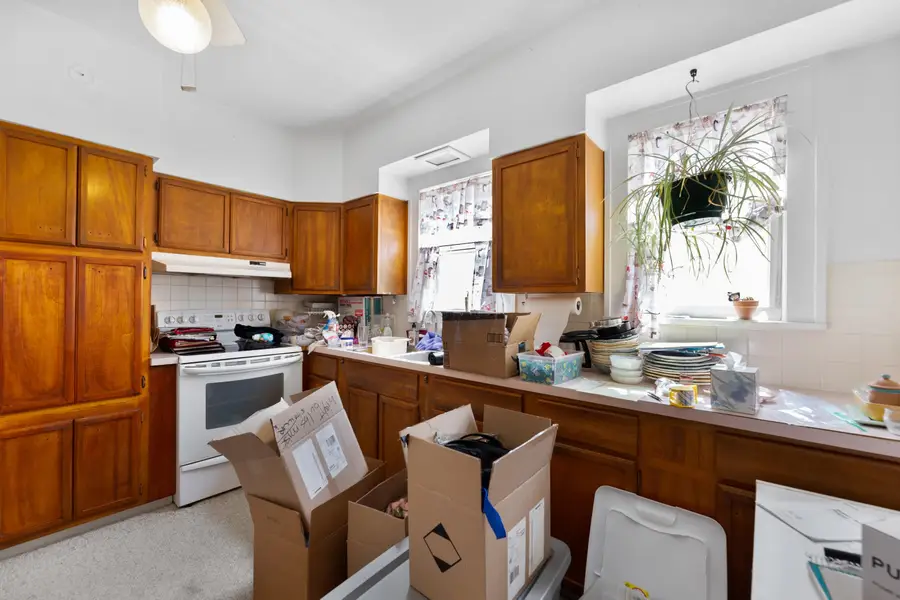 806 N Porter Ave, Wichita, KS 67203 - #3