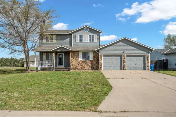 210 Hymer Dr, Sedgwick, KS 67135