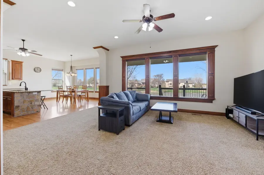 3335 N Flat Creek Cir, Wichita, KS 67205 - #3