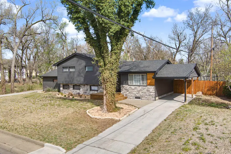 505 E Republic Ave, Salina, KS 67401 - #3