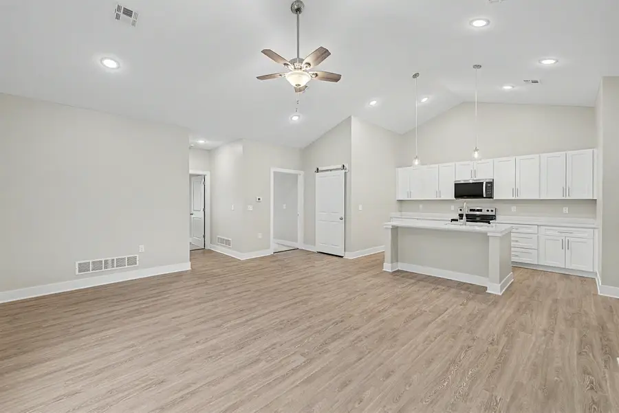 2718 Amelia Ln., Salina, KS 67401 - #2