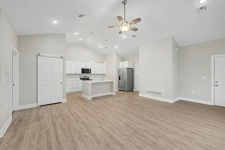 2718 Amelia Ln., Salina, KS 67401 - #3