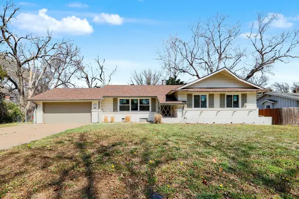 8026 E Morningside St, Wichita, KS 67207