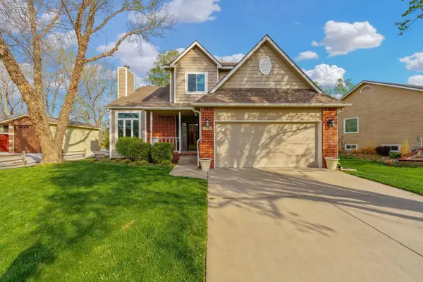 2124 E Countryview Dr, Derby, KS 67037