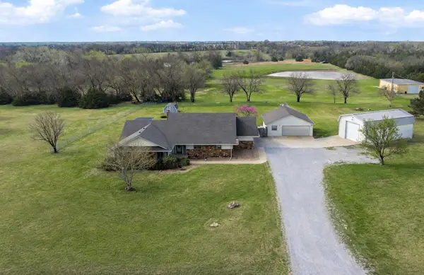 16711 SW 154th Ter, Rose Hill, KS 67133