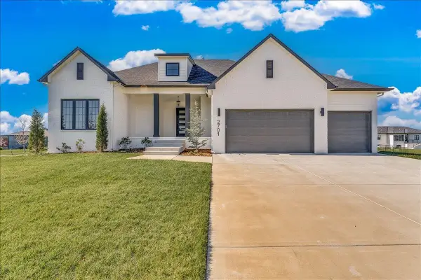 2701 N Anna St., Wichita, KS 67205