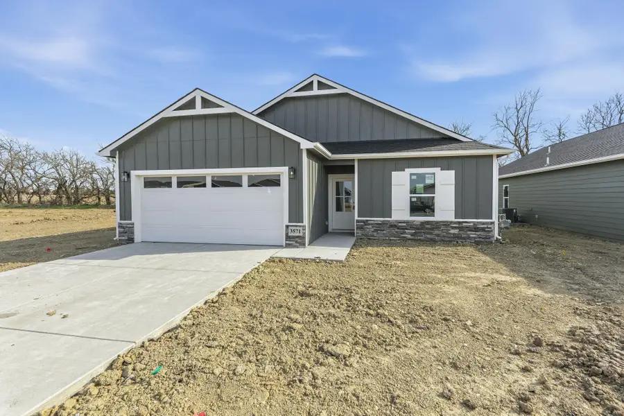 3571 E Bearsden St, Derby, KS 67037-7821 - #3
