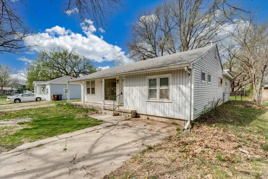 845 S Dellrose Ave, Wichita, KS 67218 - #2