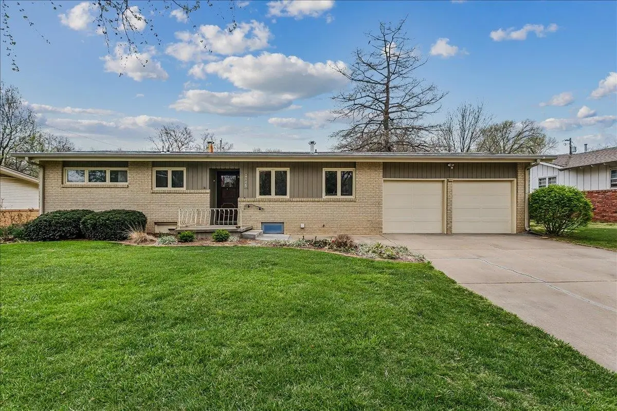 9823 W 9th St N, Wichita, KS 67212 - #1