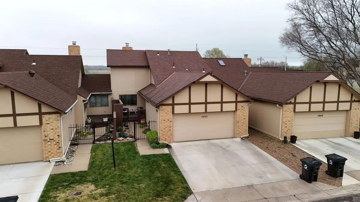 1005 Burr Oak Ln, Salina, KS 67401 - #1