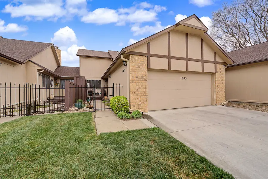 1005 Burr Oak Ln, Salina, KS 67401 - #2