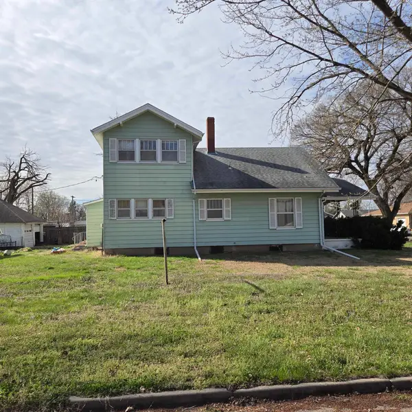 311 N 2nd St, Canton, KS 67428