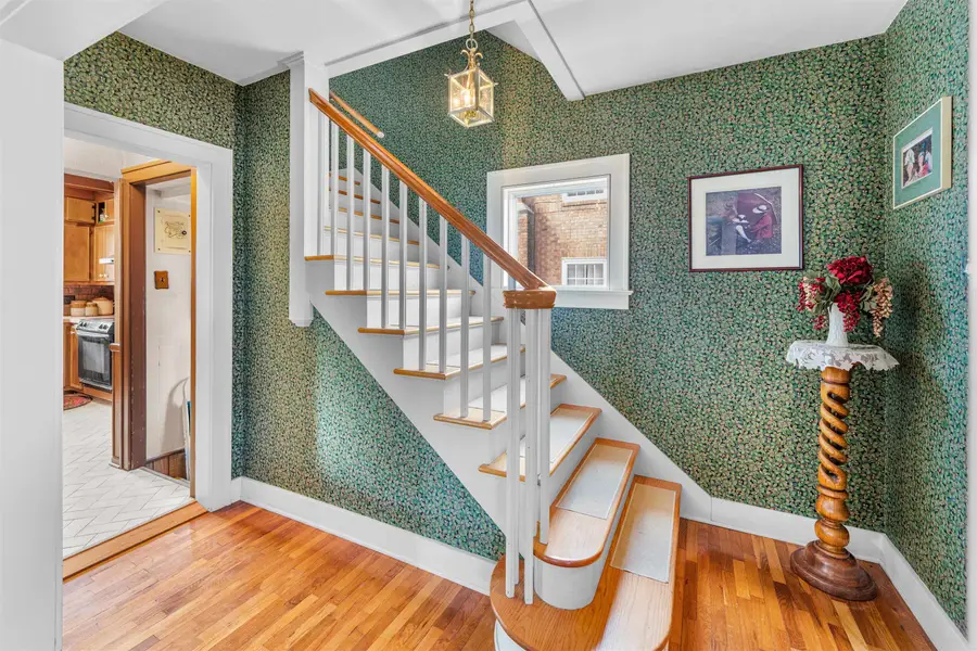 311 Sunset Dr, Salina, KS 67401 - #3