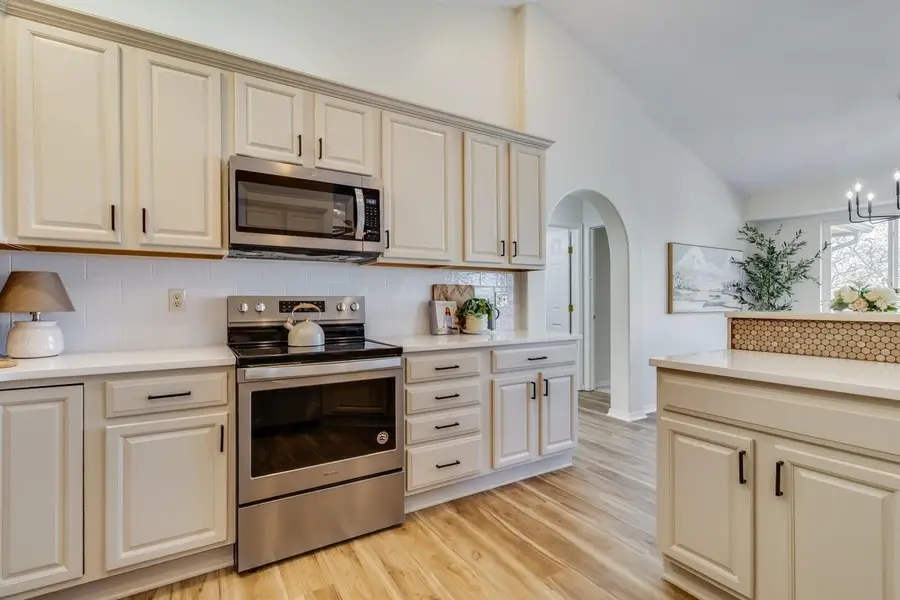 724 W Jamestown St, Andover, KS 67002 - #3