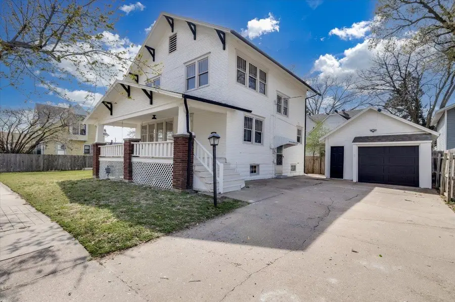 119 Allison St, Newton, KS 67114 - #2