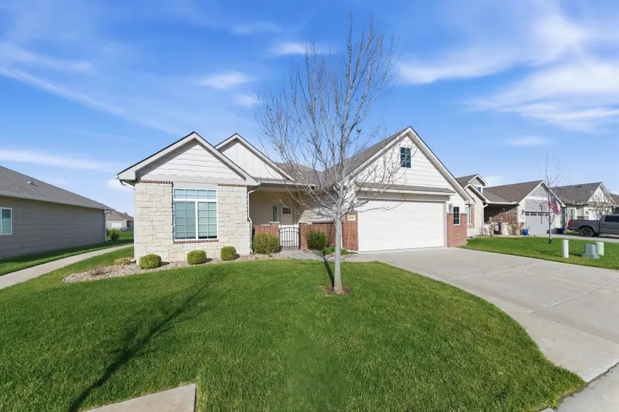 6375 W Venice Ct, Wichita, KS 67205 - #2