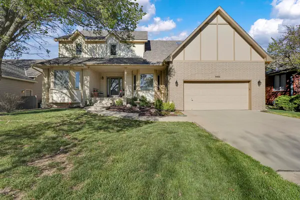 9406 E Lakepoint Dr, Wichita, KS 67226