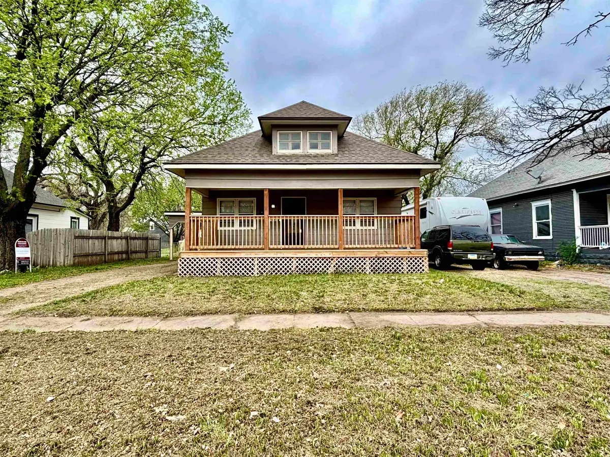 721 S Laura Ave, Wichita, KS 67211 - #1