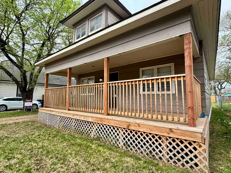 721 S Laura Ave, Wichita, KS 67211 - #3