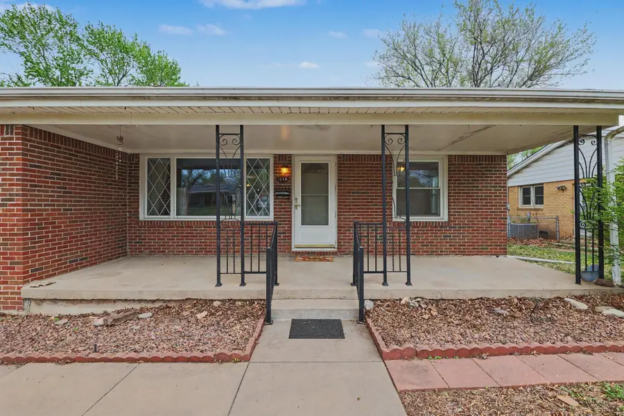 1228 N Georgie Ave, Derby, KS 67037 - #2