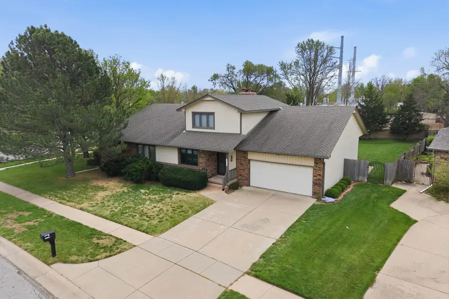 10103 W Alamo, Wichita, KS 67212 - #2