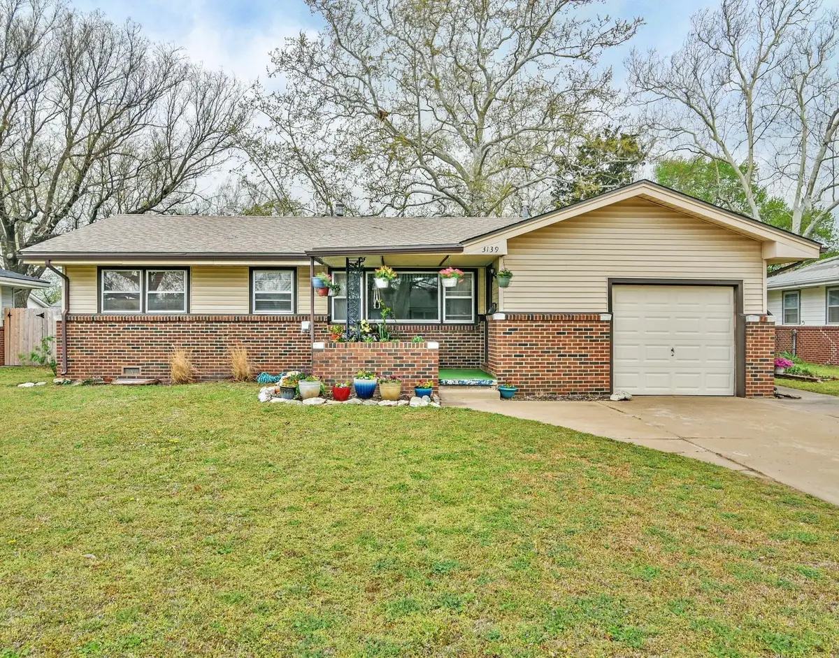 3139 S Martinson Ave, Wichita, KS 67217-2571 - #1