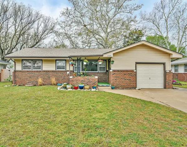 3139 S Martinson Ave, Wichita, KS 67217-2571